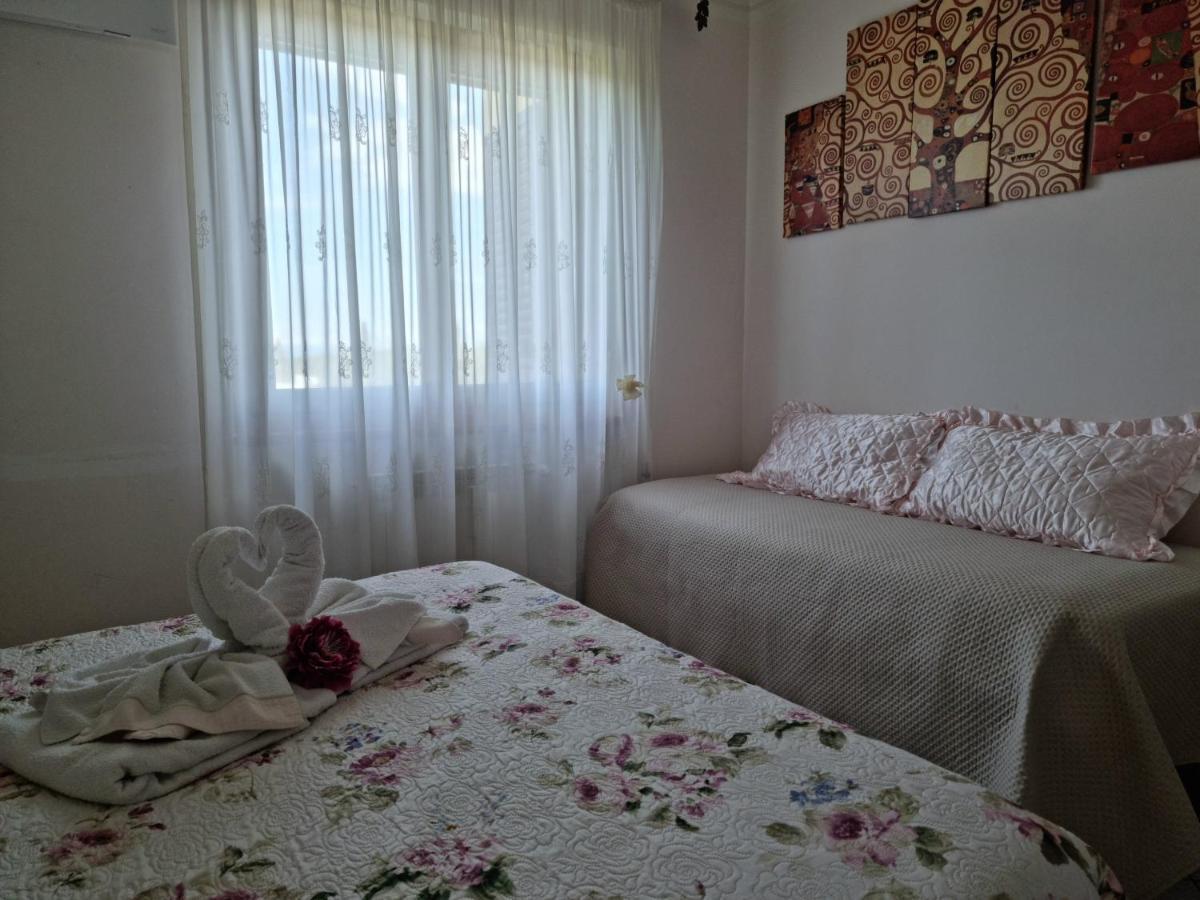 La Peonia Apartment Виторкиано Екстериор снимка